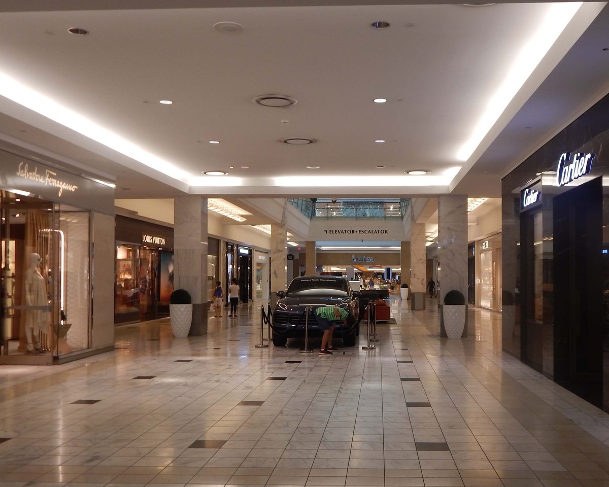 Lenox Square luxury interior — Louis Vuitton, Ferragamo, Cartier